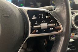 Musta Mercedes-Benz CLA 2020 kuva 18.