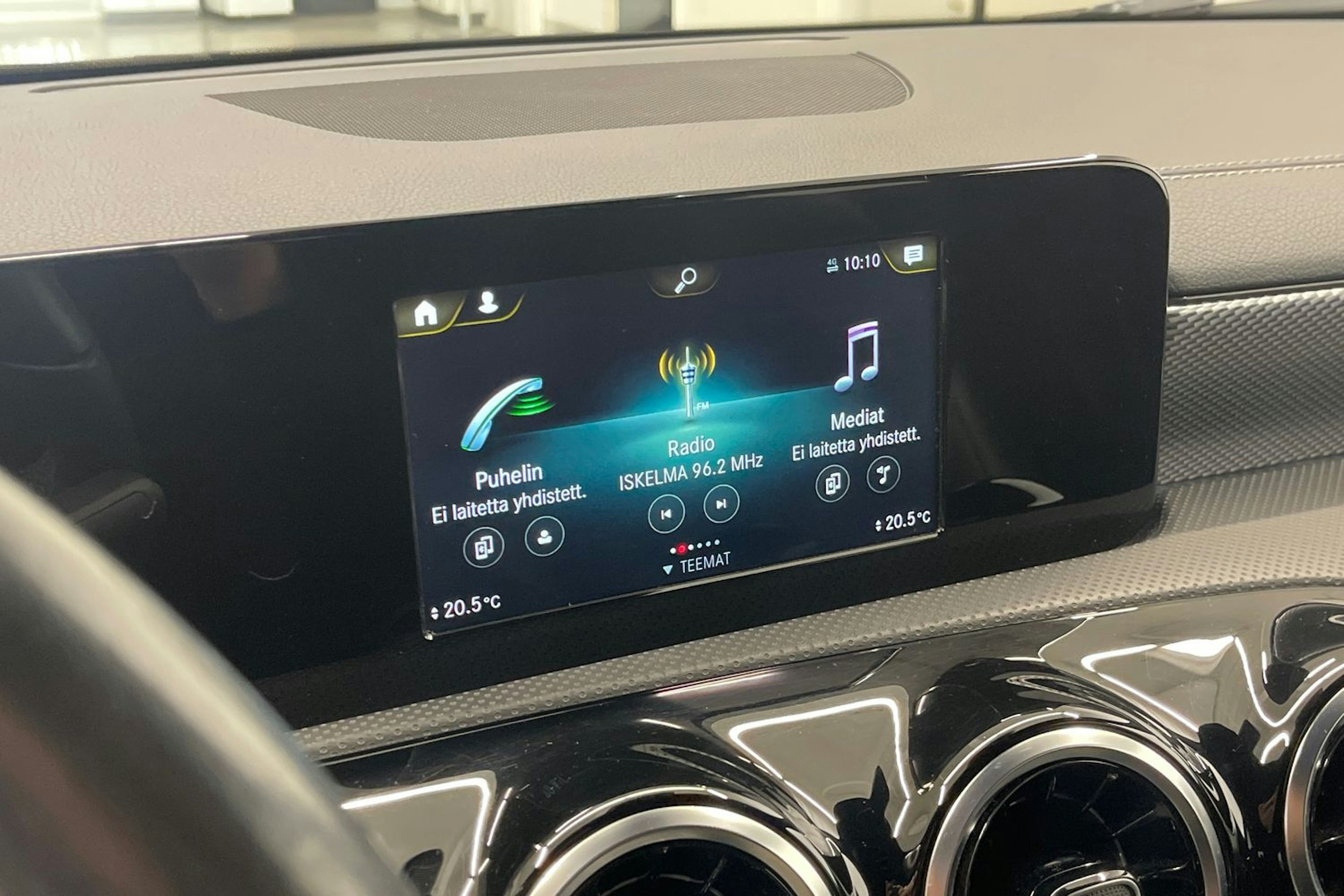 Musta Mercedes-Benz CLA 2020 kuva 20.