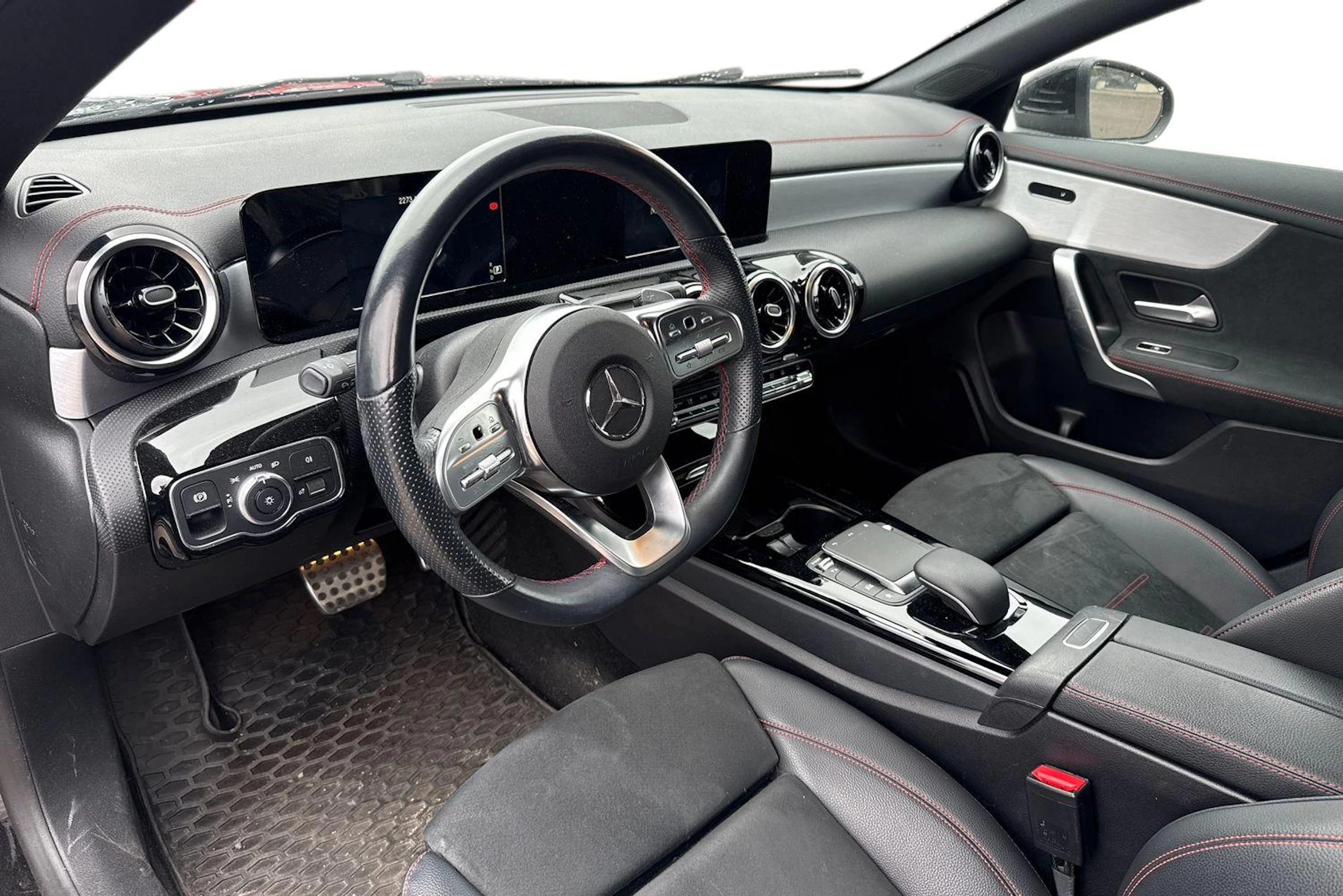 musta Mercedes-Benz CLA 2020 kuva 3.