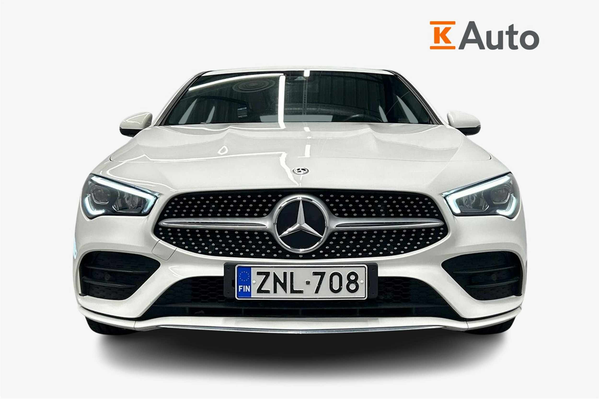 valkoinen Mercedes-Benz CLA 2020 kuva 4.