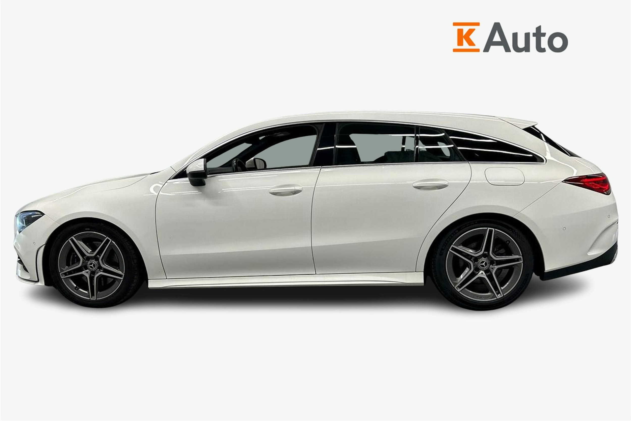 valkoinen Mercedes-Benz CLA 2020 kuva 5.