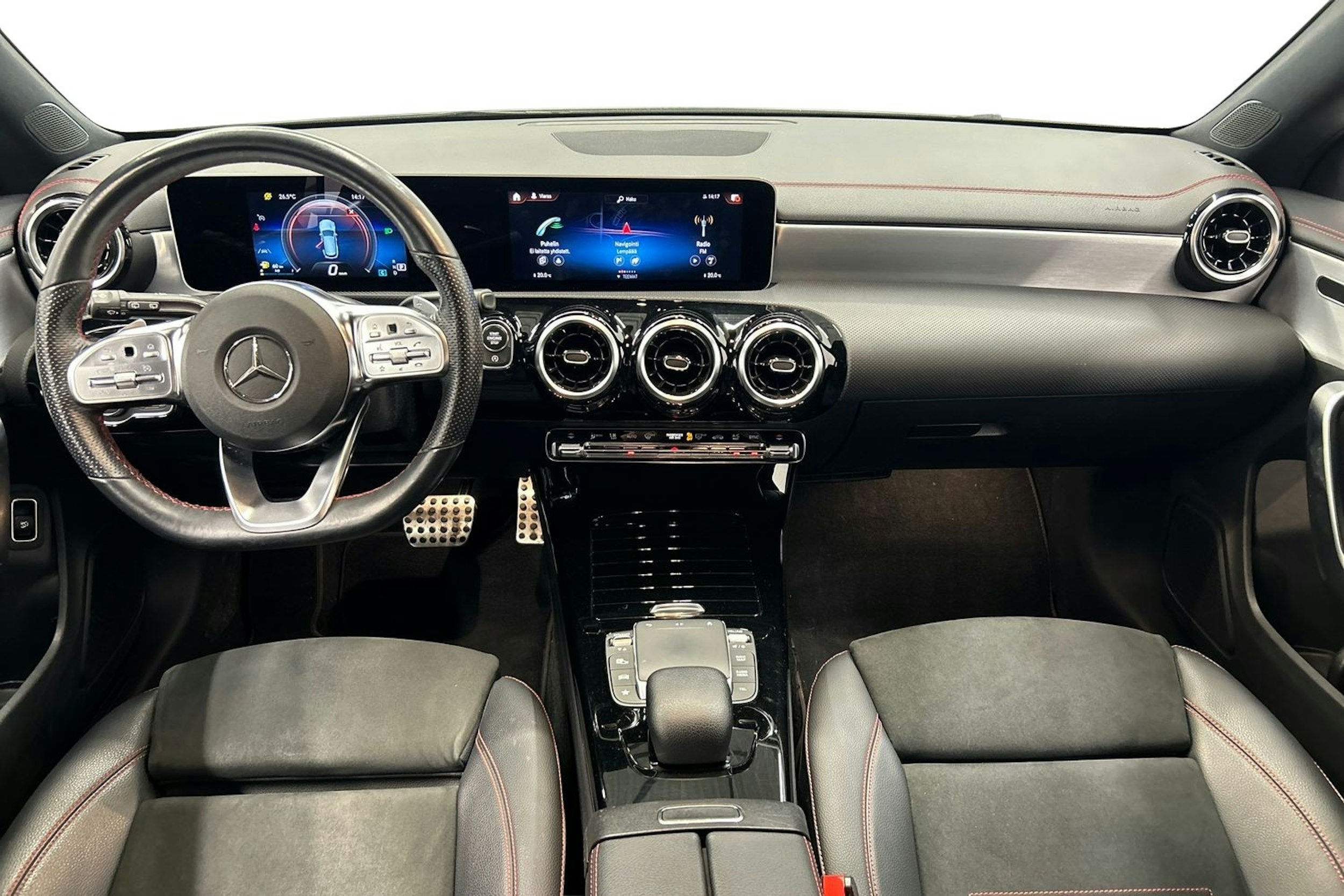 valkoinen Mercedes-Benz CLA 2020 kuva 7.