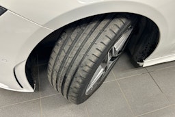 valkoinen Mercedes-Benz CLA 2020 kuva 10.