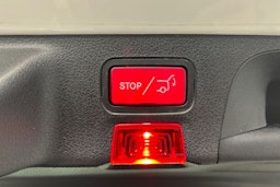 valkoinen Mercedes-Benz CLA 2020 kuva 14.
