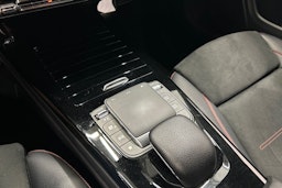 valkoinen Mercedes-Benz CLA 2020 kuva 24.