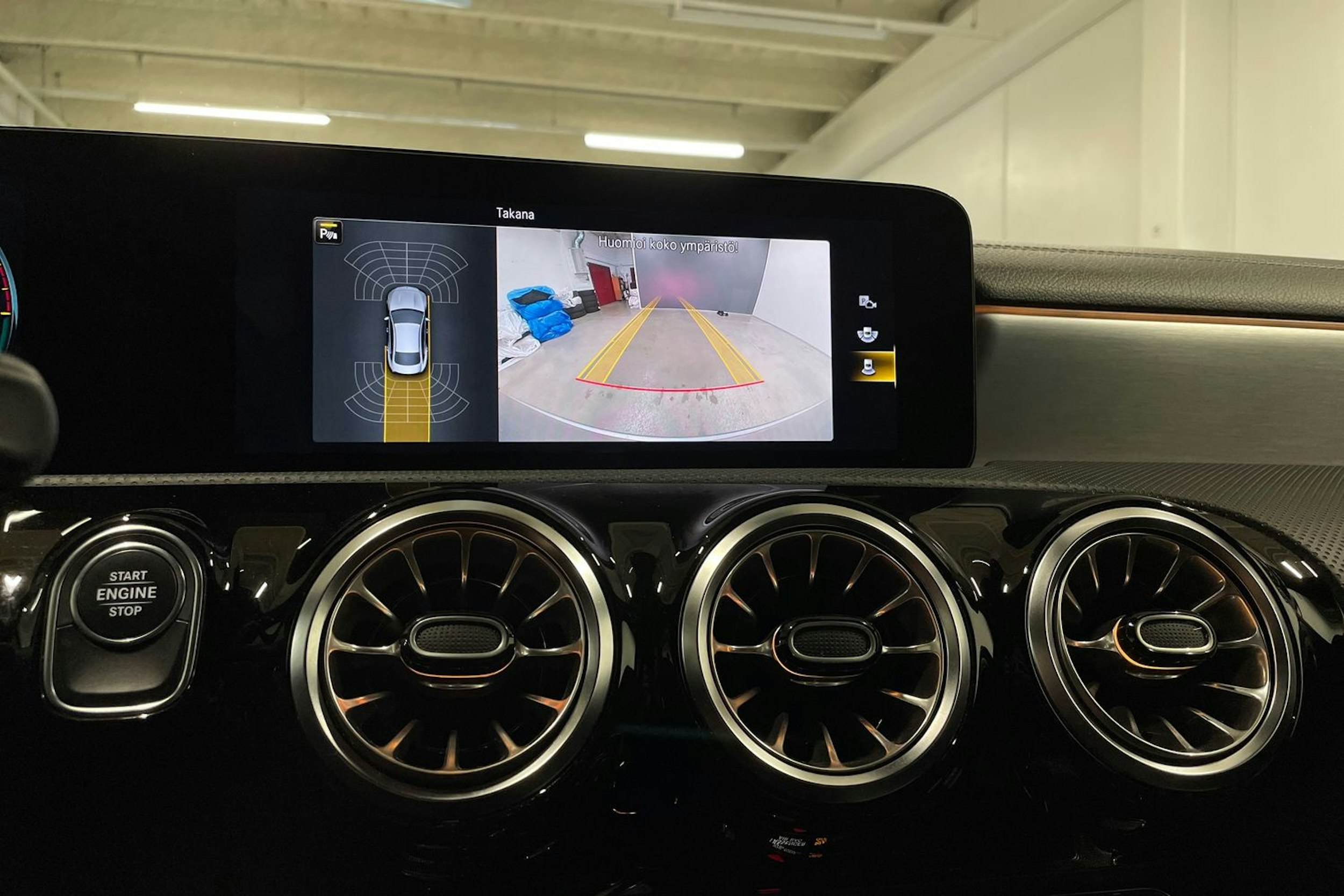 harmaa Mercedes-Benz CLA 2021 kuva 25.