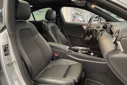 harmaa Mercedes-Benz CLA 2021 kuva 34.