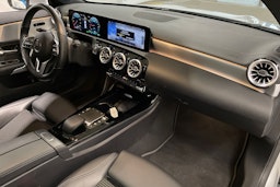 harmaa Mercedes-Benz CLA 2021 kuva 35.