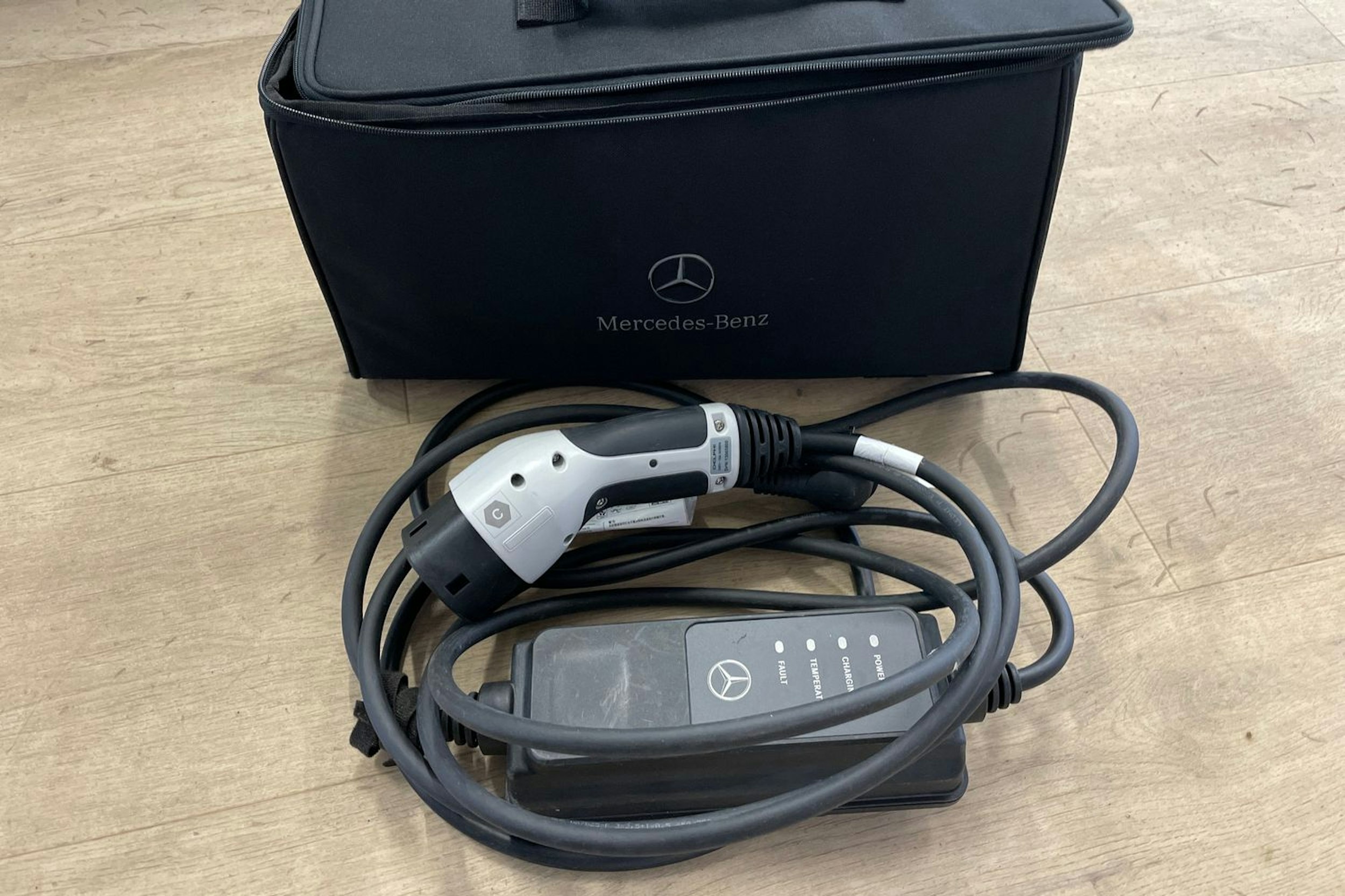 Musta Mercedes-Benz CLA 2021 kuva 22.