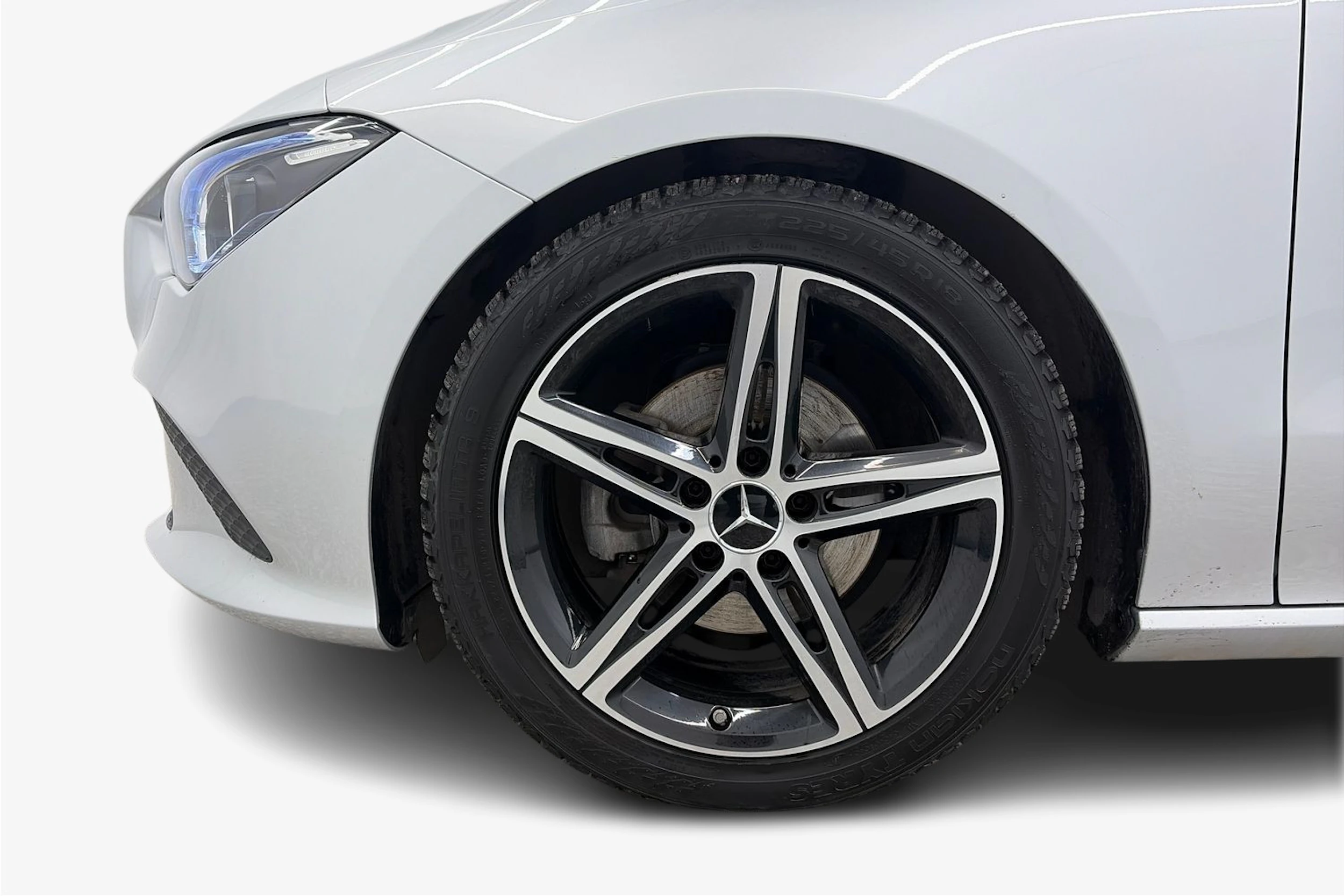 harmaa Mercedes-Benz CLA 2021 kuva 9.