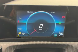 harmaa Mercedes-Benz CLA 2021 kuva 14.