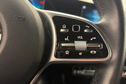 harmaa Mercedes-Benz CLA 2021 kuva 16.