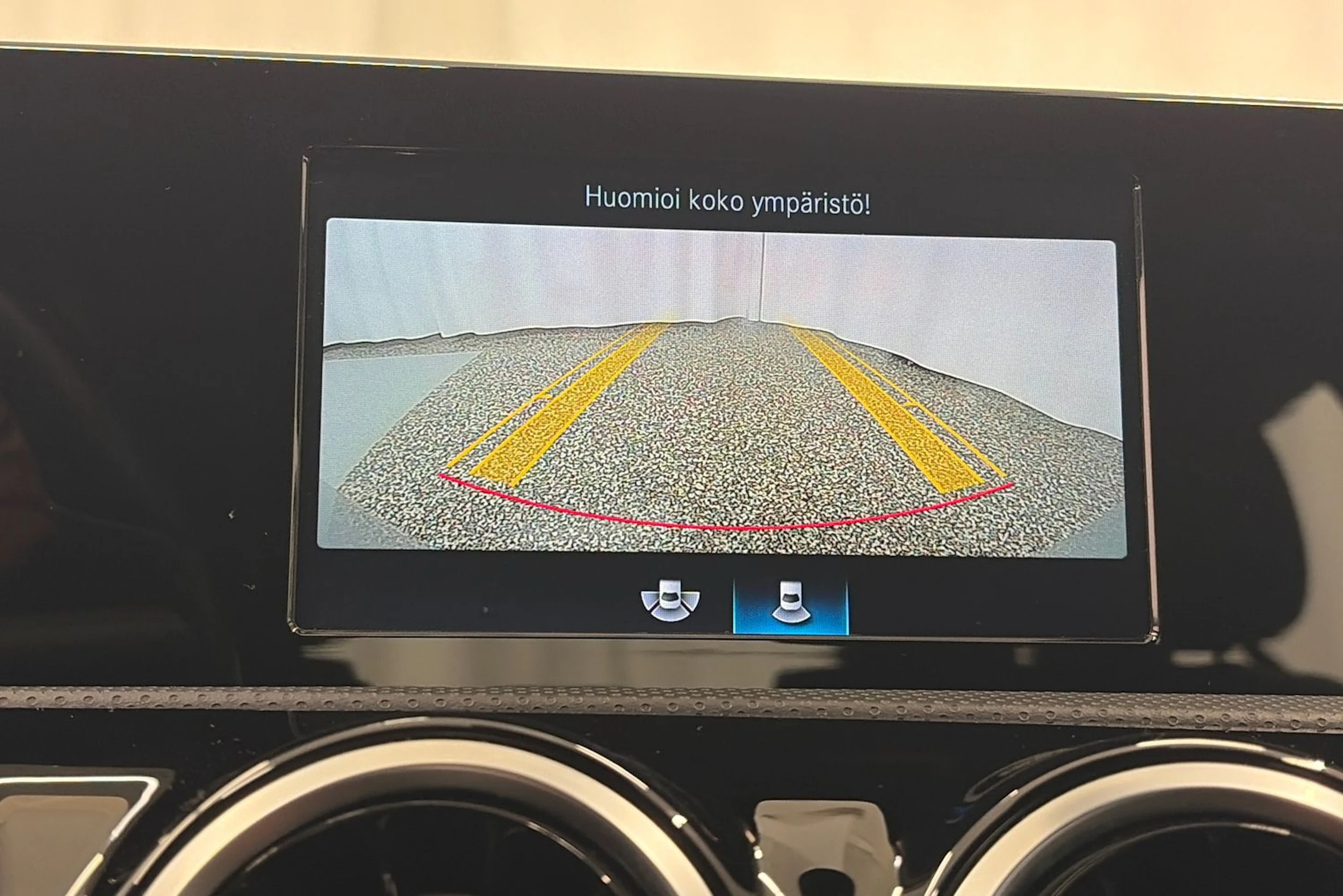 harmaa Mercedes-Benz CLA 2021 kuva 18.