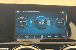 harmaa Mercedes-Benz CLA 2021 kuva 22.