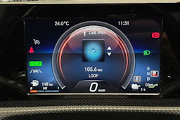 met. harmaa Mercedes-Benz CLA 2021 kuva 12.
