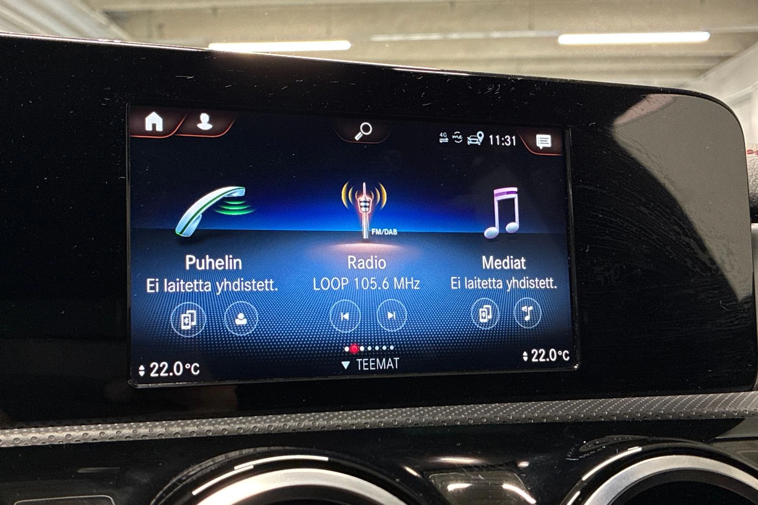 met. harmaa Mercedes-Benz CLA 2021 kuva 18.