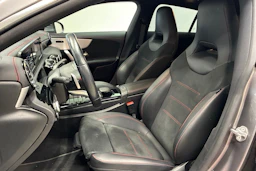 met. harmaa Mercedes-Benz CLA 2021 kuva 21.