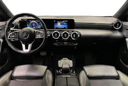musta Mercedes-Benz CLA 2021 kuva 9.