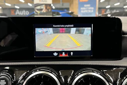 musta Mercedes-Benz CLA 2021 kuva 16.