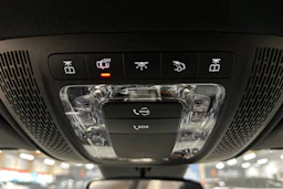 musta Mercedes-Benz CLA 2021 kuva 19.