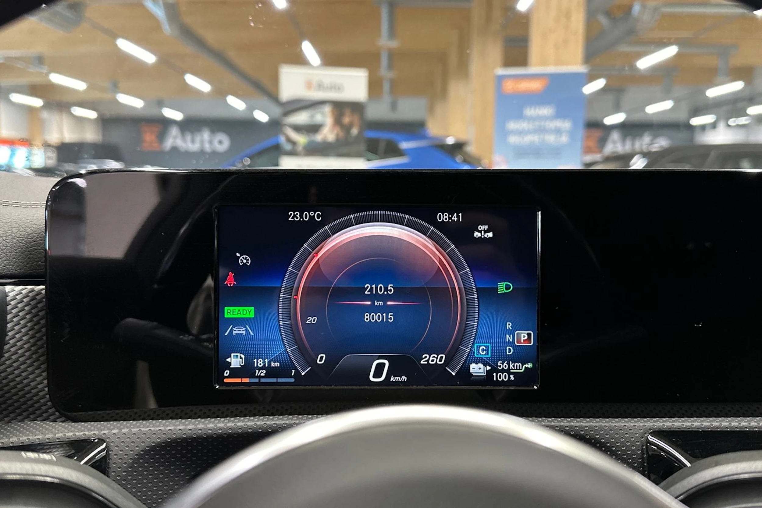 musta Mercedes-Benz CLA 2021 kuva 20.