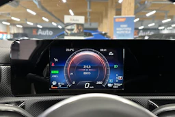 musta Mercedes-Benz CLA 2021 kuva 20.