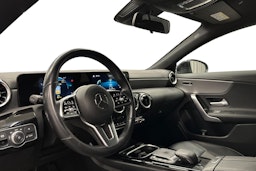 musta Mercedes-Benz CLA 2021 kuva 7.