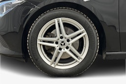 musta Mercedes-Benz CLA 2021 kuva 11.