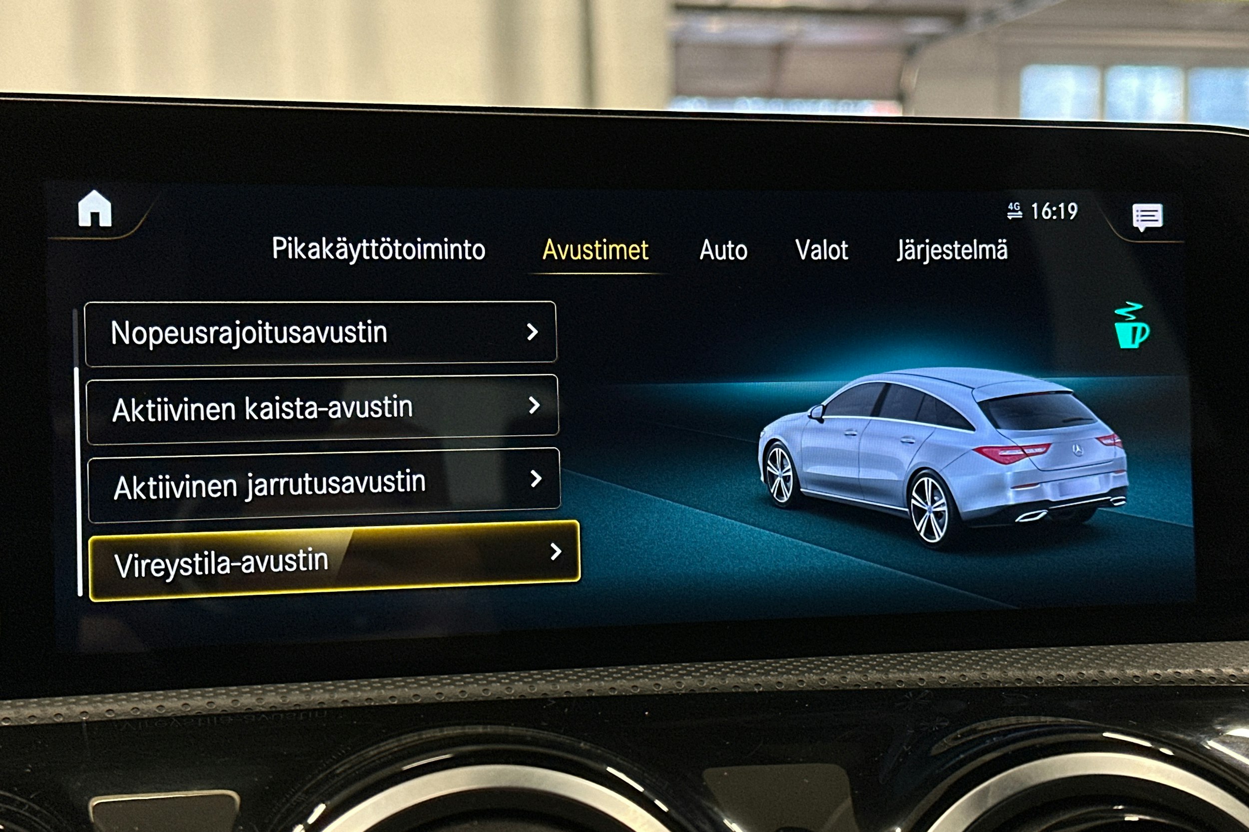 musta Mercedes-Benz CLA 2021 kuva 24.