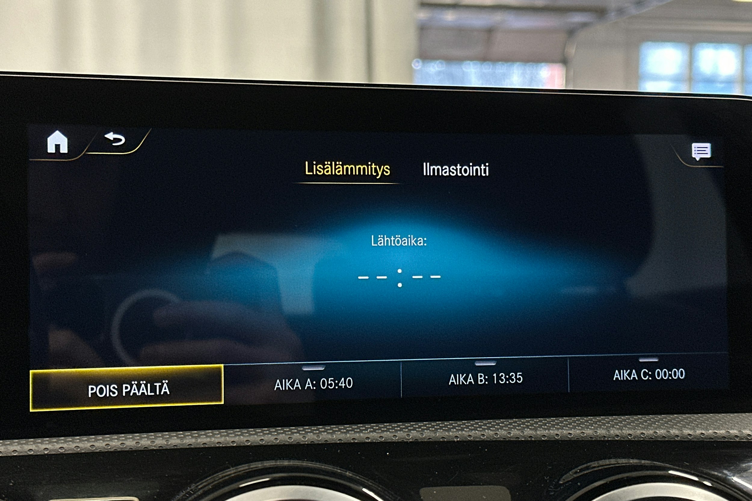 musta Mercedes-Benz CLA 2021 kuva 25.