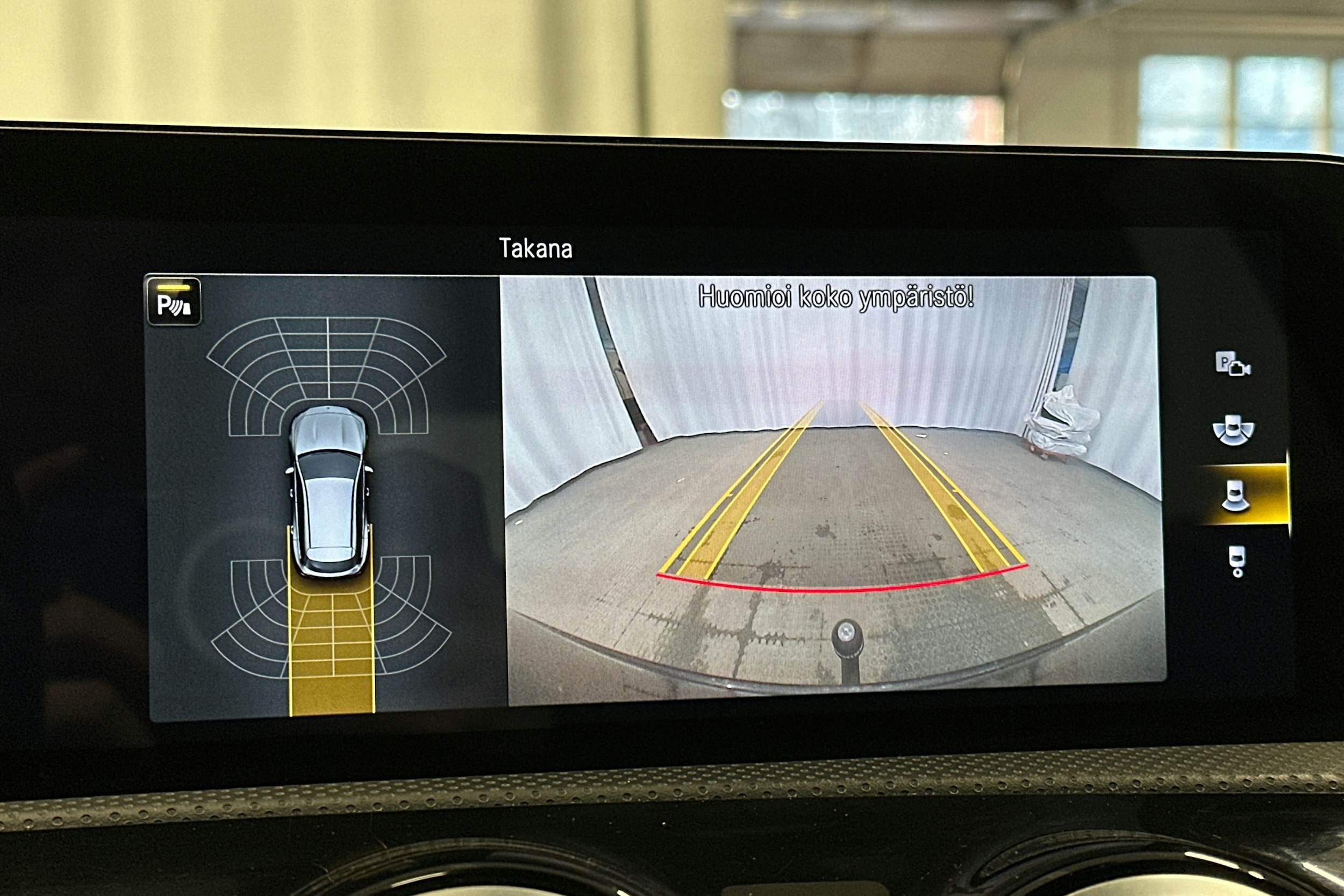 musta Mercedes-Benz CLA 2021 kuva 26.