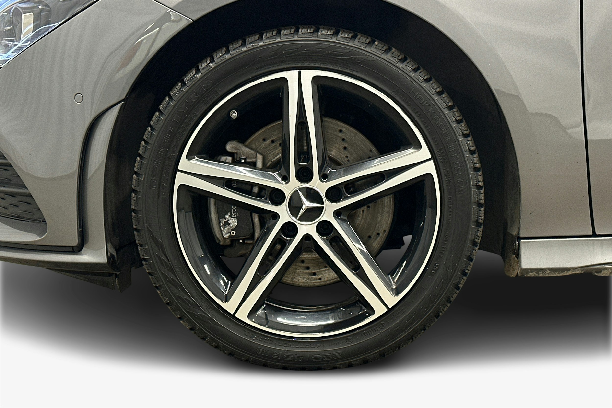 harmaa Mercedes-Benz CLA 2021 kuva 11.