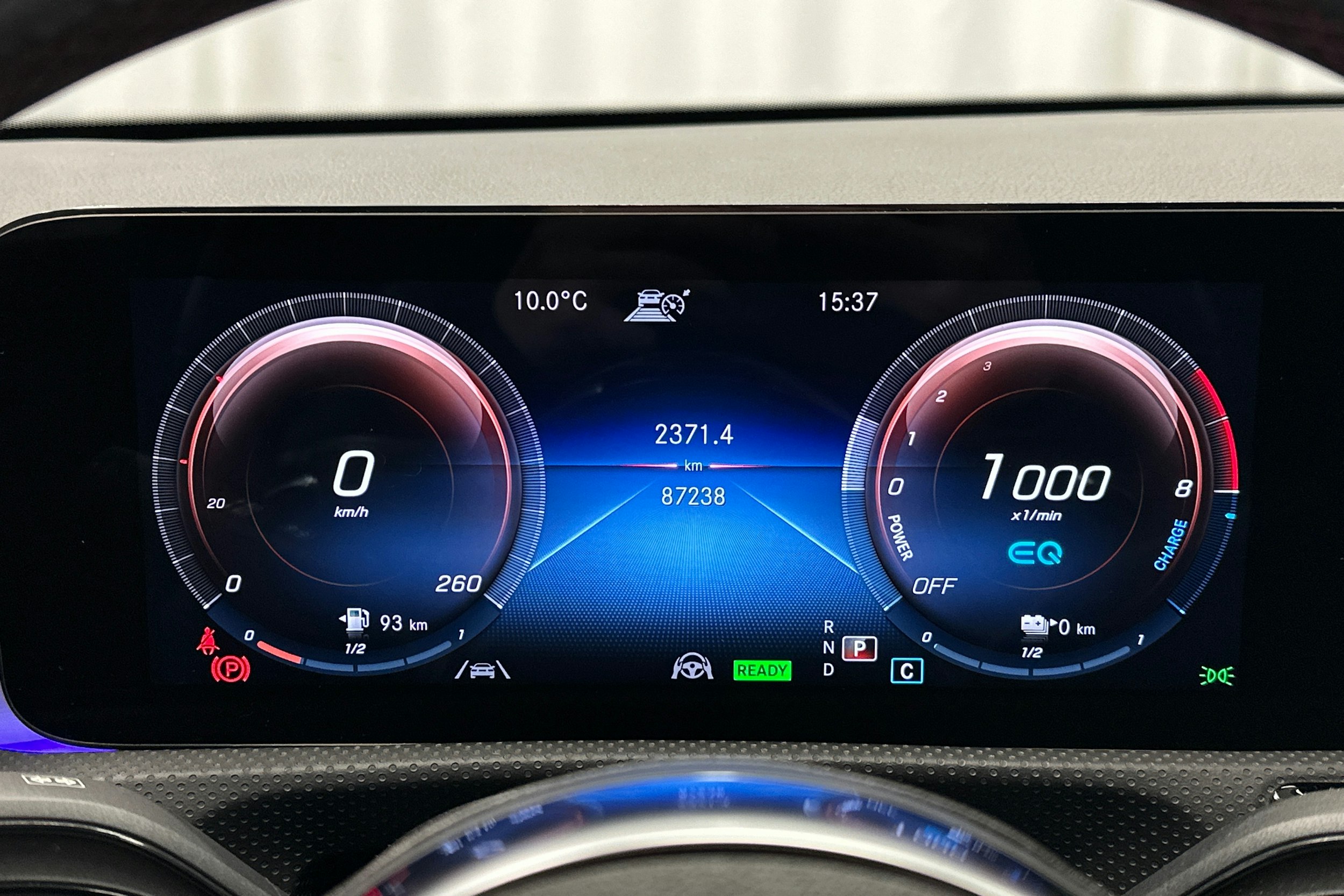 harmaa Mercedes-Benz CLA 2021 kuva 21.