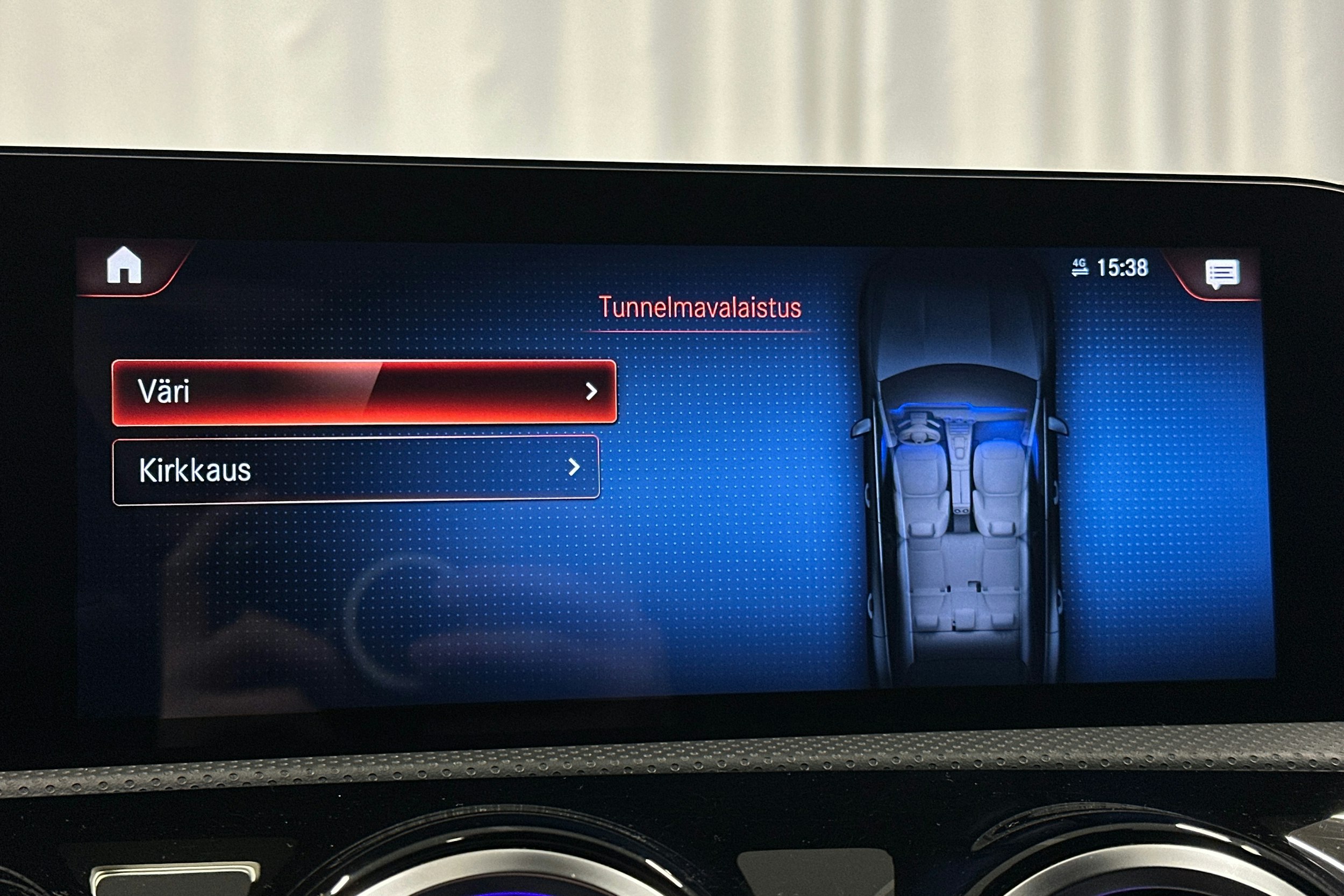 harmaa Mercedes-Benz CLA 2021 kuva 24.