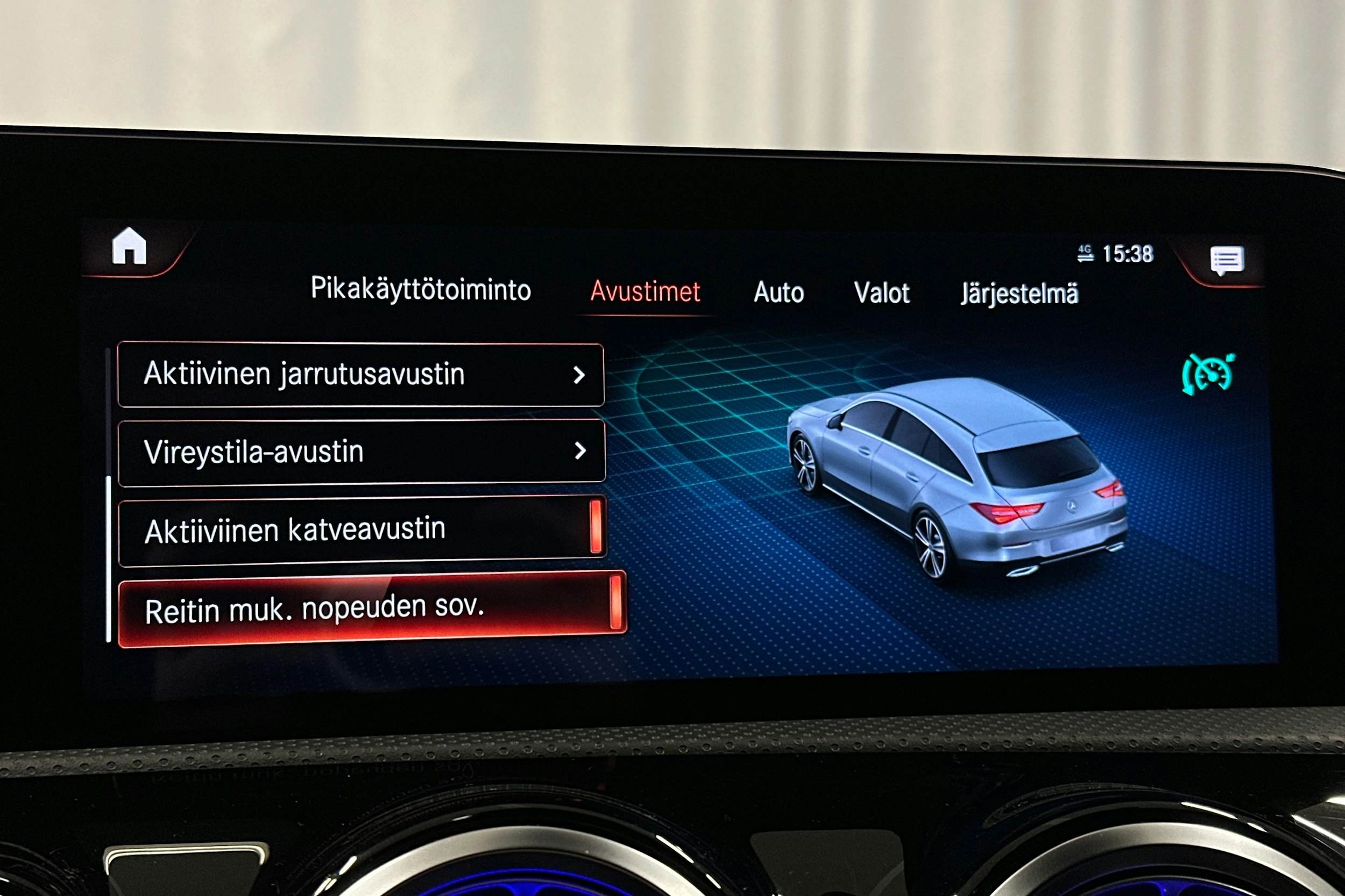 harmaa Mercedes-Benz CLA 2021 kuva 27.