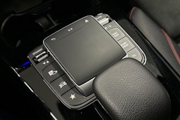 harmaa Mercedes-Benz CLA 2021 kuva 31.