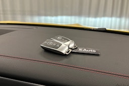 keltainen Mercedes-Benz CLA 2021 kuva 26.