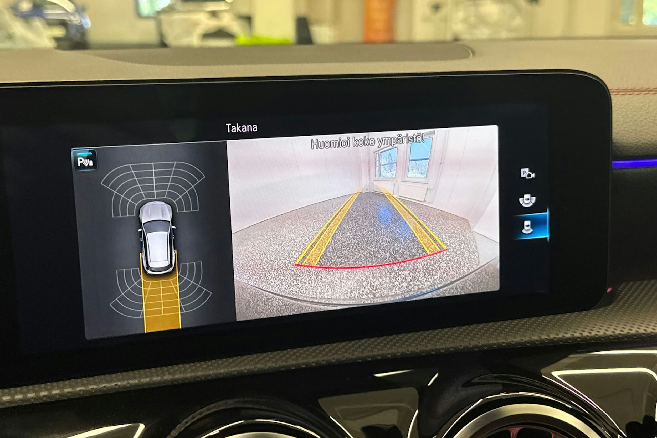 musta Mercedes-Benz CLA 2021 kuva 26.