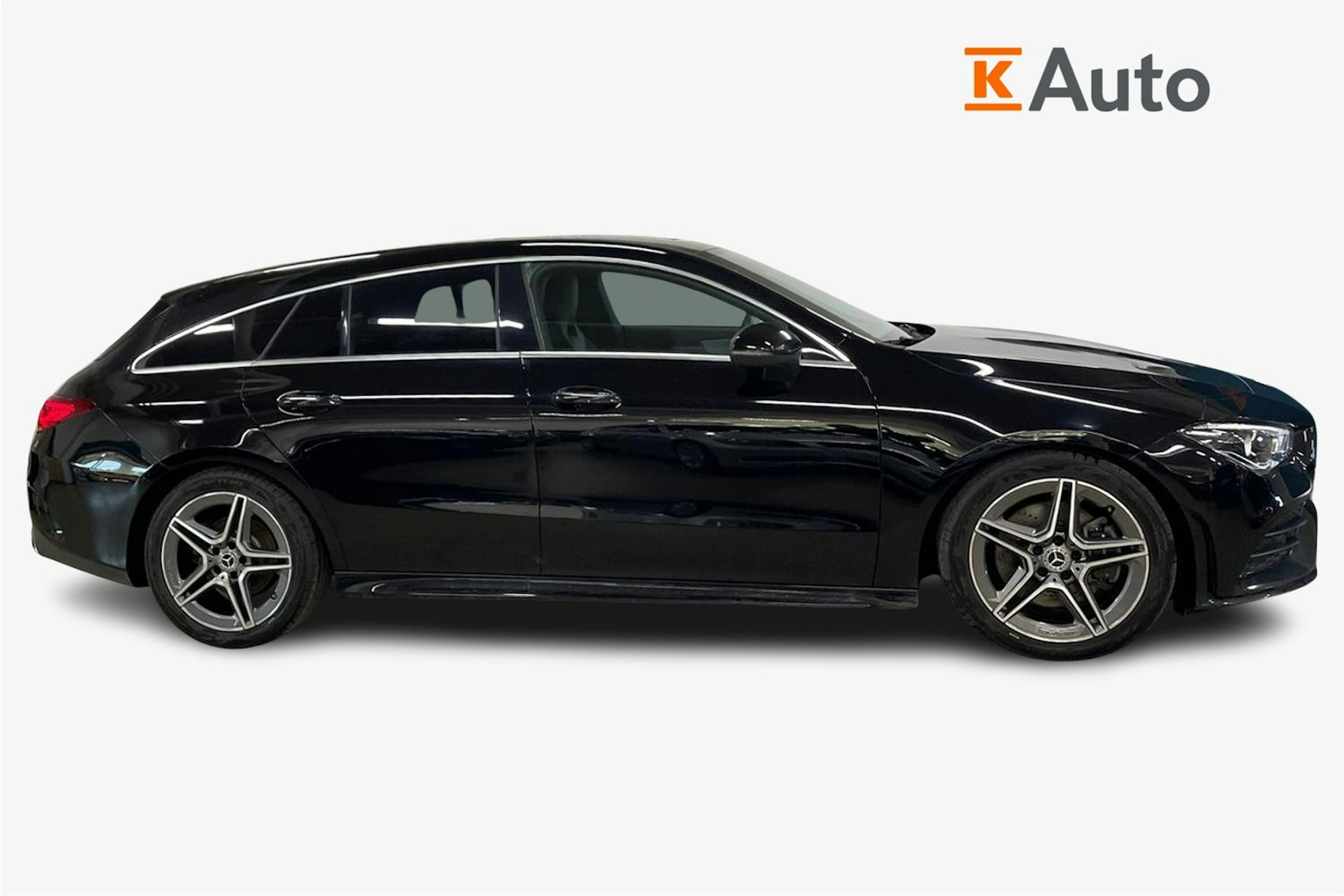 Musta Mercedes-Benz CLA 2021 kuva 6.