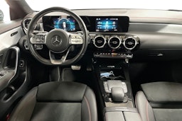 Musta Mercedes-Benz CLA 2021 kuva 9.