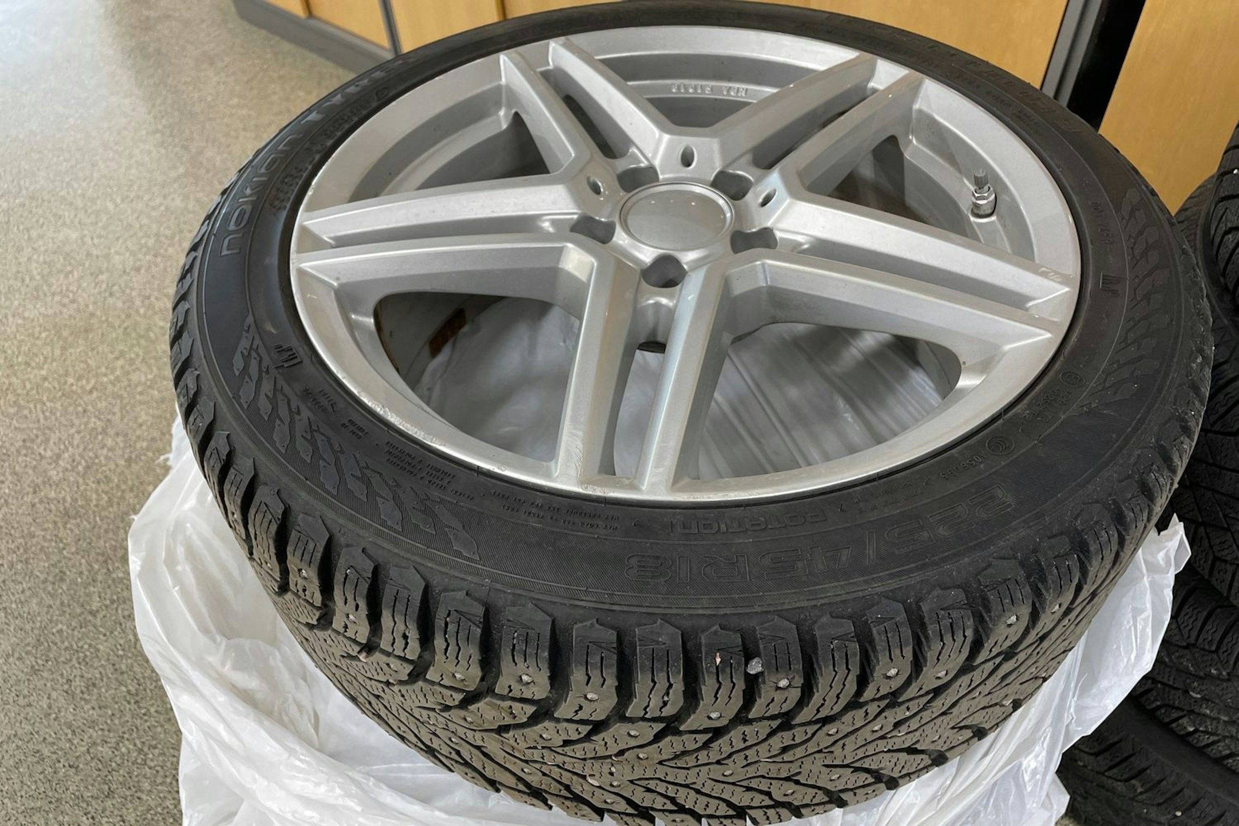 Musta Mercedes-Benz CLA 2021 kuva 13.