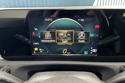 Musta Mercedes-Benz CLA 2021 kuva 17.