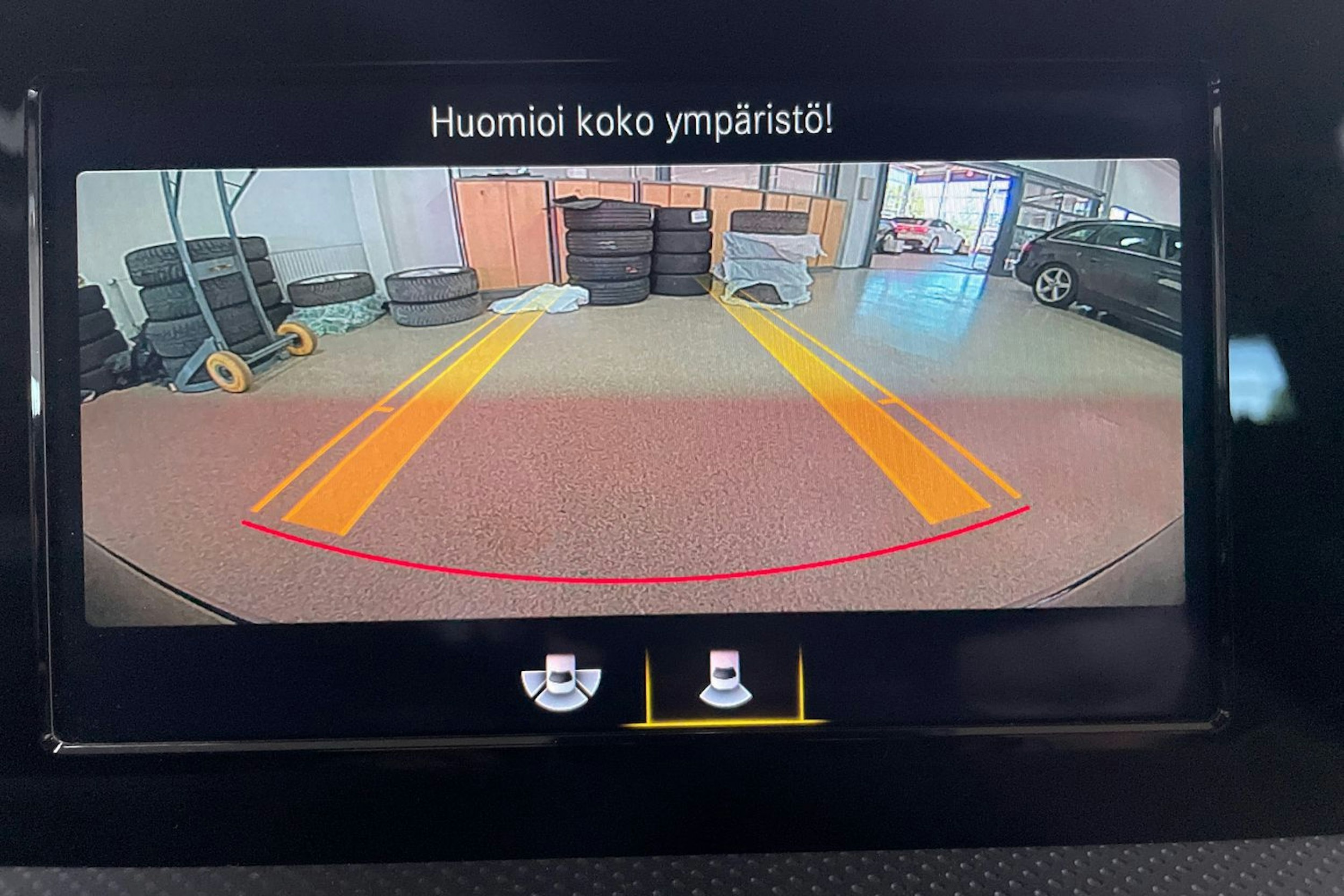 Musta Mercedes-Benz CLA 2021 kuva 18.