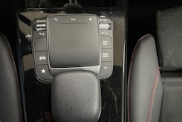 Musta Mercedes-Benz CLA 2021 kuva 20.