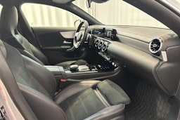 harmaa Mercedes-Benz CLA 2021 kuva 12.