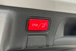 harmaa Mercedes-Benz CLA 2021 kuva 16.