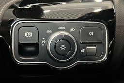 harmaa Mercedes-Benz CLA 2021 kuva 26.