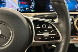 harmaa Mercedes-Benz CLA 2021 kuva 17.