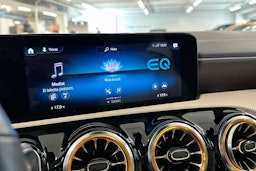 harmaa Mercedes-Benz CLA 2021 kuva 19.