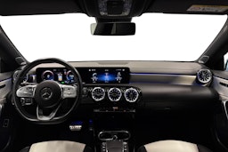 musta Mercedes-Benz CLA 2022 kuva 9.